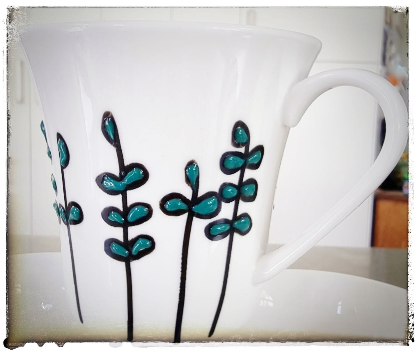 Bone China Mugs (Sets of 2 or 4), Black & Green